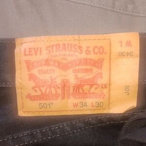 Levi's 501 Straight Leg Jeans in Black